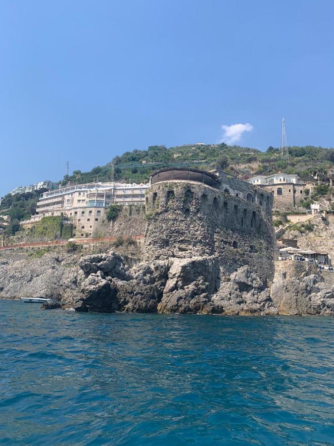 Helios Home City Center Salerno Bagian luar foto